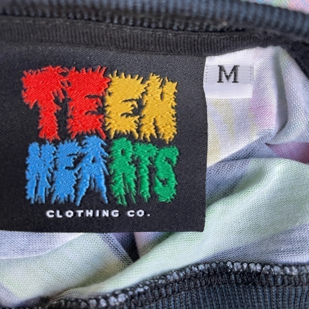 Teen Hearts clothing. Women’s Multi color, color full graphic design Tee shirt - Picture 3 of 3